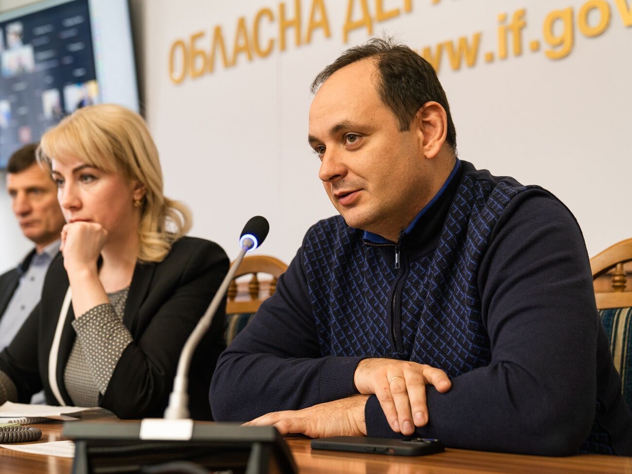 По словам Марцинкива, несколько людей были ранены