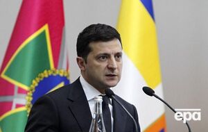 Зеленский (на фото) считает, что Путину нужно "своими ногами выходить оттуда, где он есть"