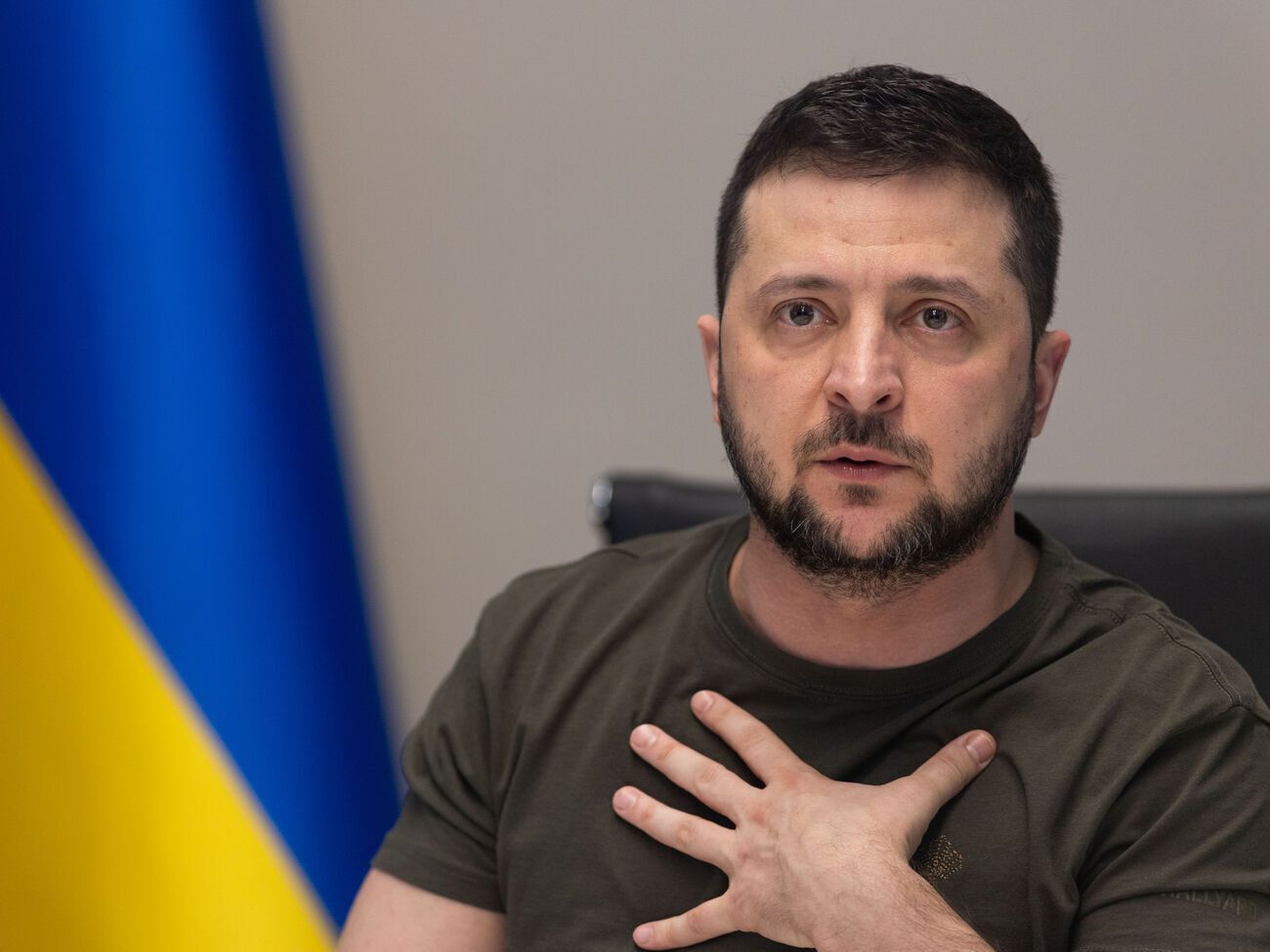 Вопрос Донбасса Зеленский назвал сложным