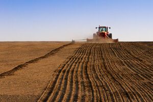 Працівників та техніку, які залучені у посівній кампанії, бронюють від мобілізації та вилучення