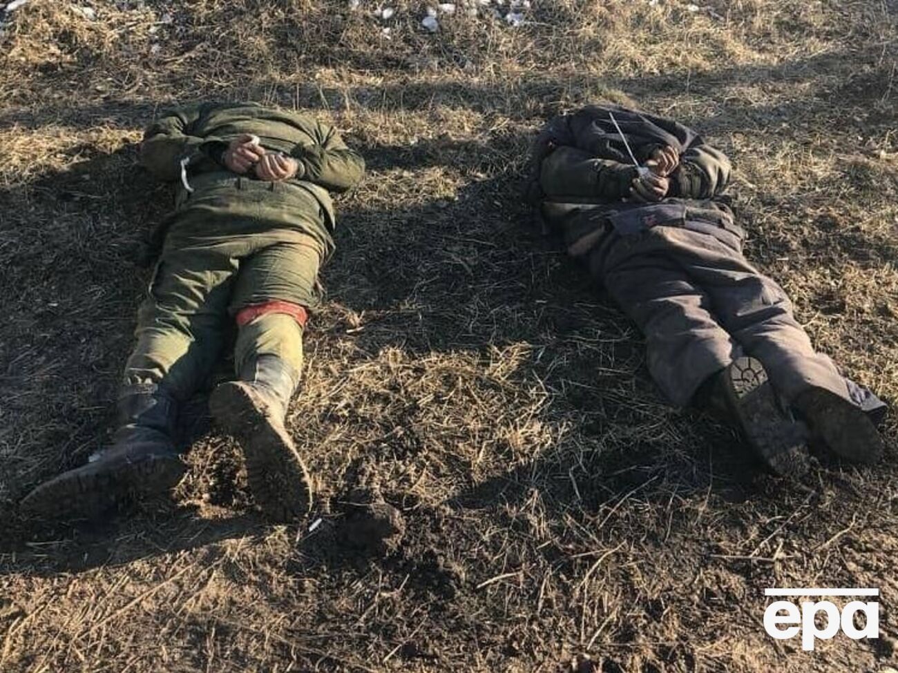 Українці взяли у полон сотні російських солдатів