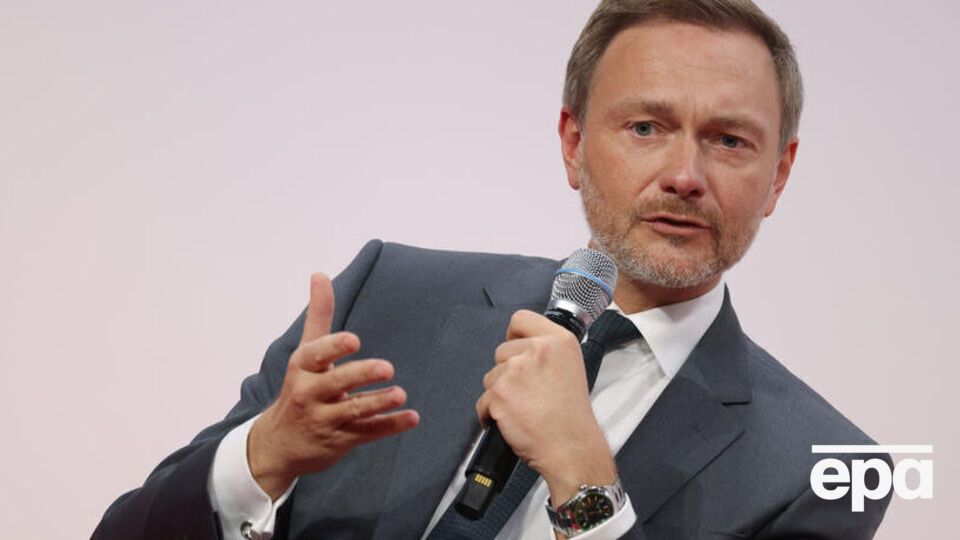За словами українського посла, Лінднер не вважав за потрібне допомагати Україні, оскільки був упевнений, що РФ дуже скоро захопить її