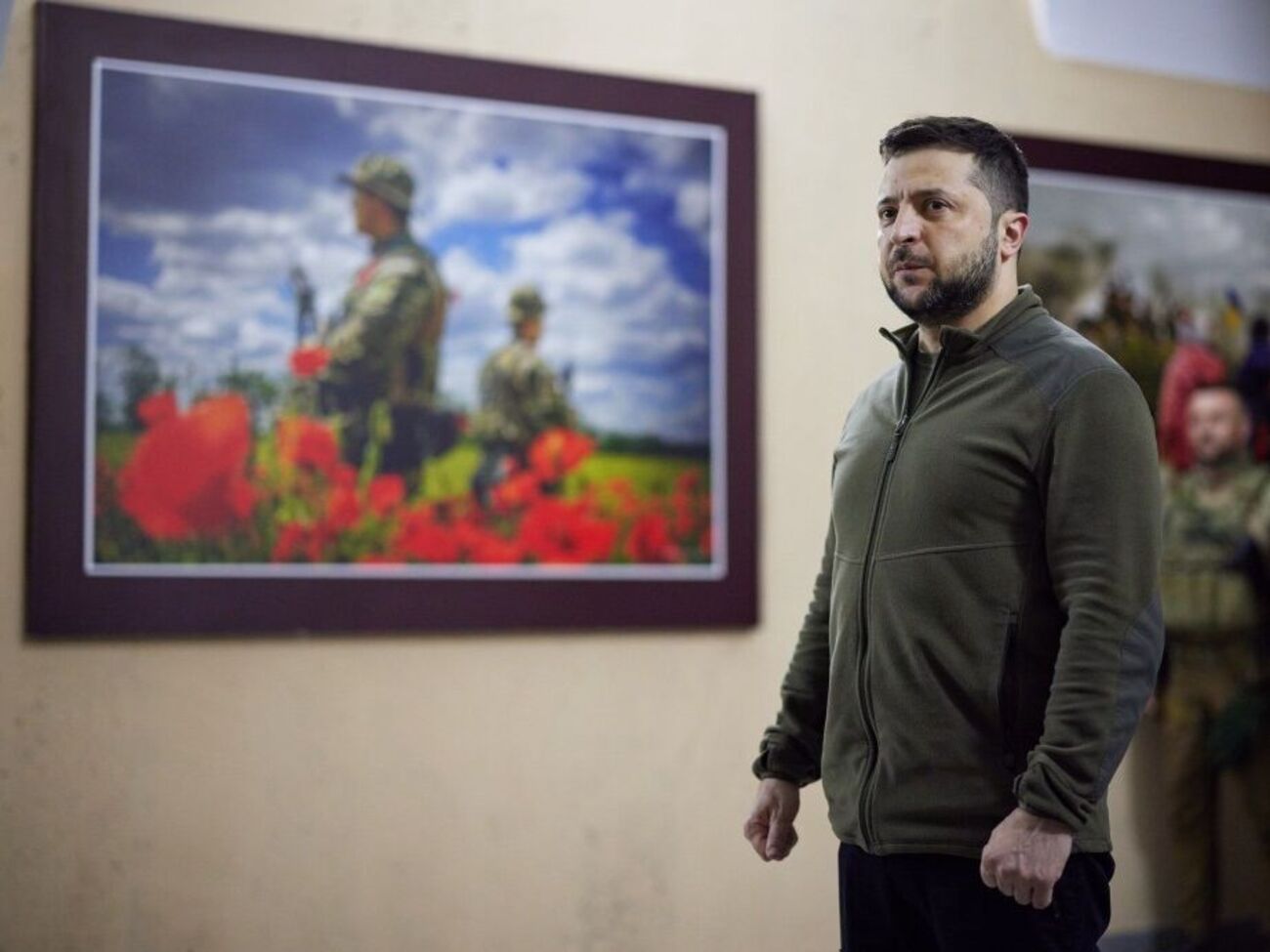 Зеленський: Маріуполь так і лишається заблокованим. Російські війська не дали сьогодні організувати жодного гуманітарного коридору
