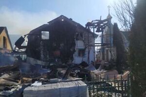 Кілька снарядів влучили по території обителі жіночого монастиря