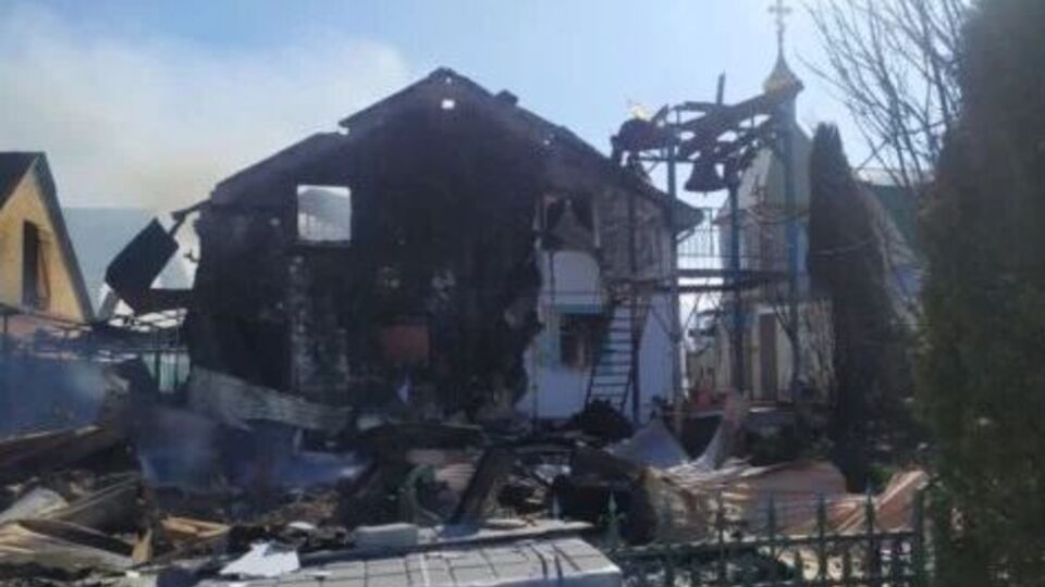 Кілька снарядів влучили по території обителі жіночого монастиря