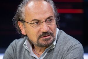 Шустер: Якщо знайдуться хоробрі люди, які до цього часу його в якийсь спосіб... напоумлять. Ну або трохи різкіший крок зроблять