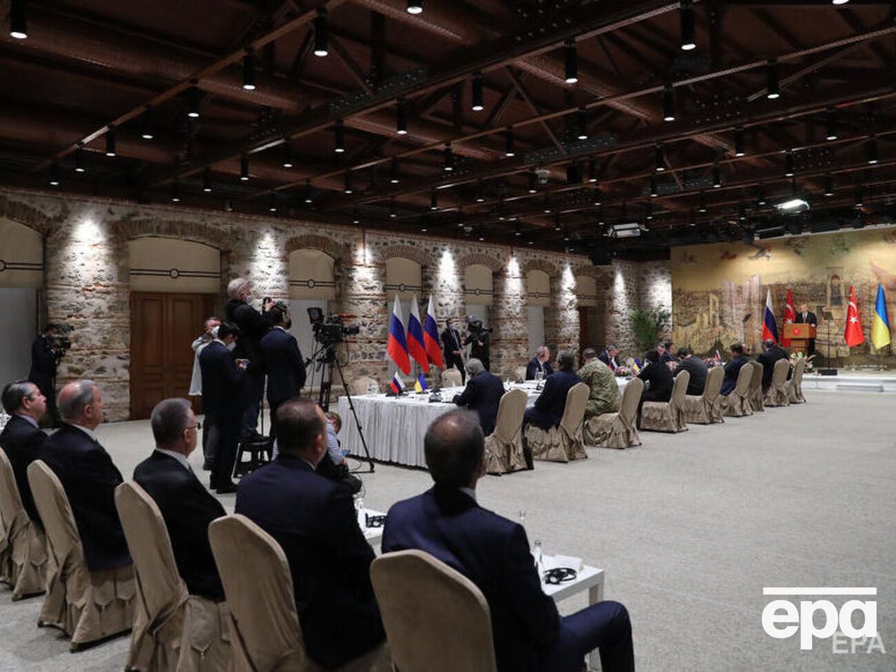 Переговоры в Стамбуле между Украиной и РФ начались в 10.00 29 марта