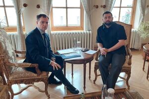 Мединський та Арахамія перед початком переговорів у Стамбулі провели зустріч тет-а-тет