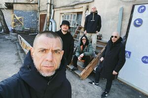 "Ляпис Трубецкой" намерен передать в Украину деньги, полученные от концертов