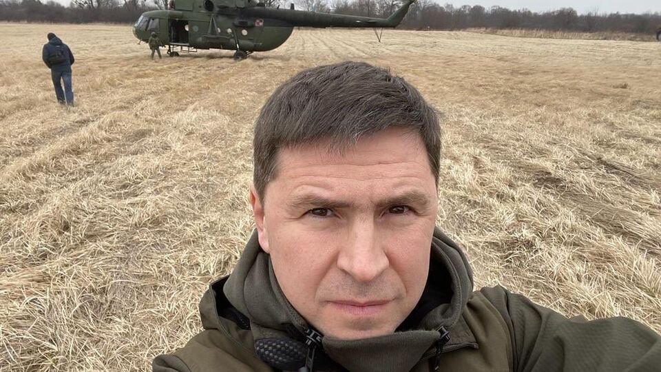 Подоляк: Однією з причин збору паспортних даних є спроба організації фіктивних "референдумів"