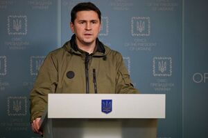 Подоляк: України й Росія, доки йдуть переговори, не будуть використовувати військові сили для вирішення питання Криму