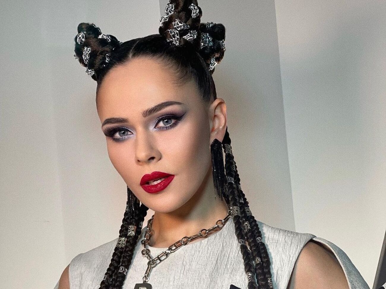 Санина:&nbsp;Два голоса и два сердца &ndash; об одном