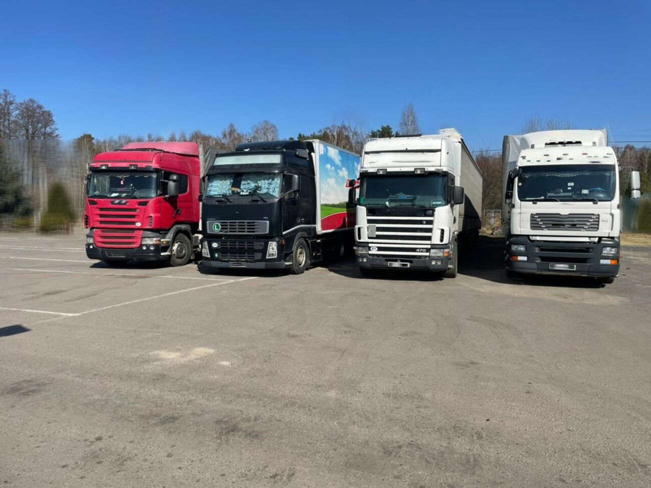 Три грузовых автомобиля уже переданы ВСУ
