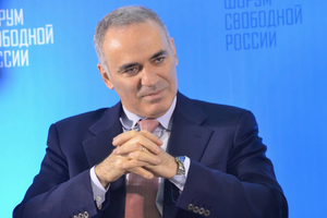 Путін аж ніяк не готовий визнавати навіть часткову поразку в Україні. Йому потрібна перемога, до того ж до 9 травня
