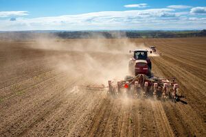 Сівбу ярових культур розпочало 11 областей України