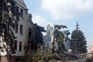 Мариуполь находится в окружении оккупационных войск