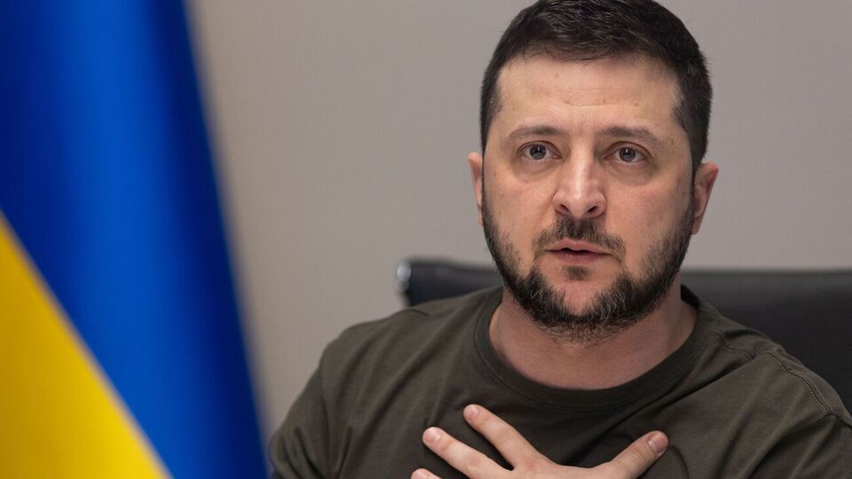 Зеленский подчеркнул, что окончательные решения будут приниматься всем народом Украины