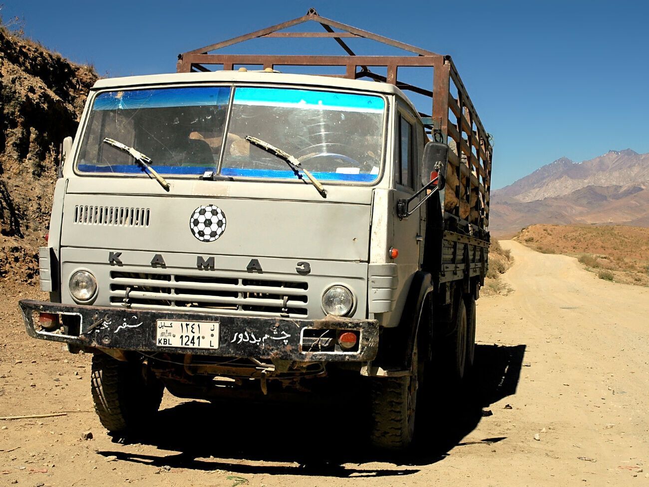 КамАЗ після введення санкцій за вторгнення РФ в Україну став "яскравим прикладом "технологічної незалежності" Росії, зазначили в ГУР