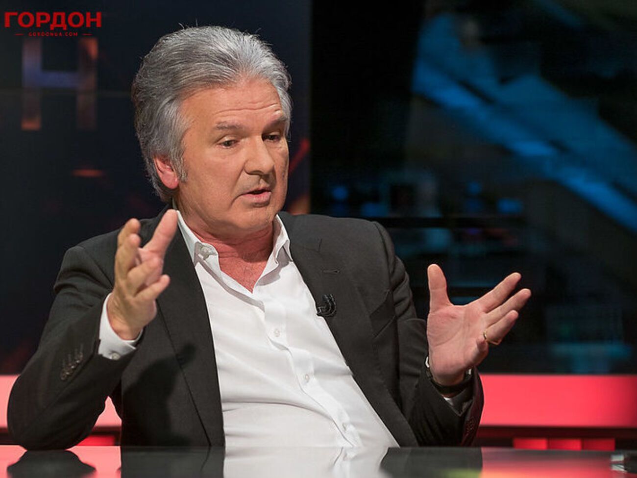 Швец:&nbsp;Я считаю, что организация заговора, как это было против Гитлера, в нынешней ситуации невозможна. Нет личности