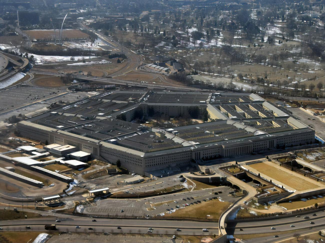 Пентагон также не видит признаков, что РФ планирует послать в Украину дополнительные подразделения из других регионов