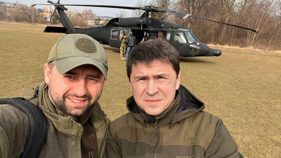 Арахамія й Подоляк вилетіли на перемовини