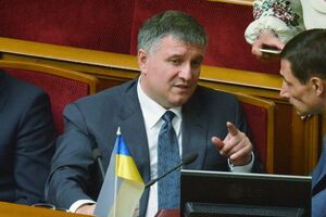 Кожен із нас має виконувати важку роботу, кожен сьогодні на фронті. Якщо вас накриває відчай – шукайте, чим ви можете допомогти