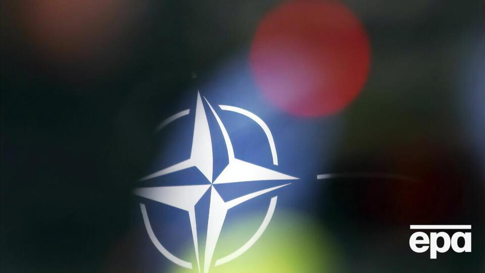 Україна просить НАТО закрити небо над її територією