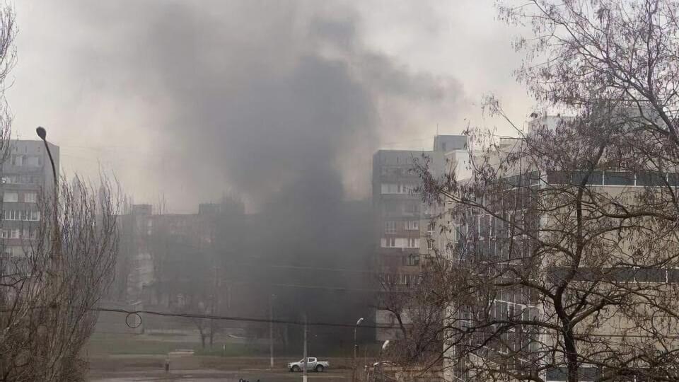 Окупанти обстрілюють Маріуполь