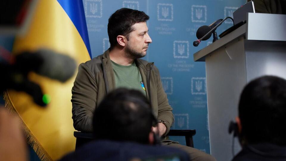 Владимир Зеленский: Если нет у вас сил, стойкости закрыть небо, то дайте мне самолеты. Или это несправедливо, скажите?