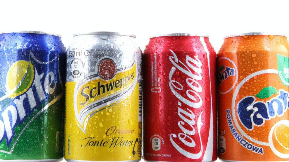 Бренди Sprite, Schweppes, Coca-Cola і Fanta належать компанії Coca-Cola