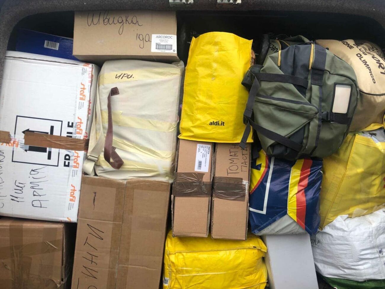 Объемы гуманитарной помощи Украине из-за границы за последние три недели марта составили 148 566 тонн