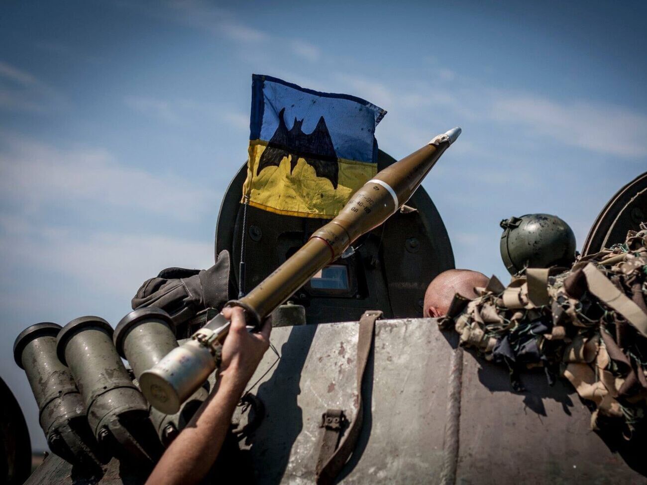 Позиция Украины на переговорах зависит от ситуации на фронте, сообщил Арахамия