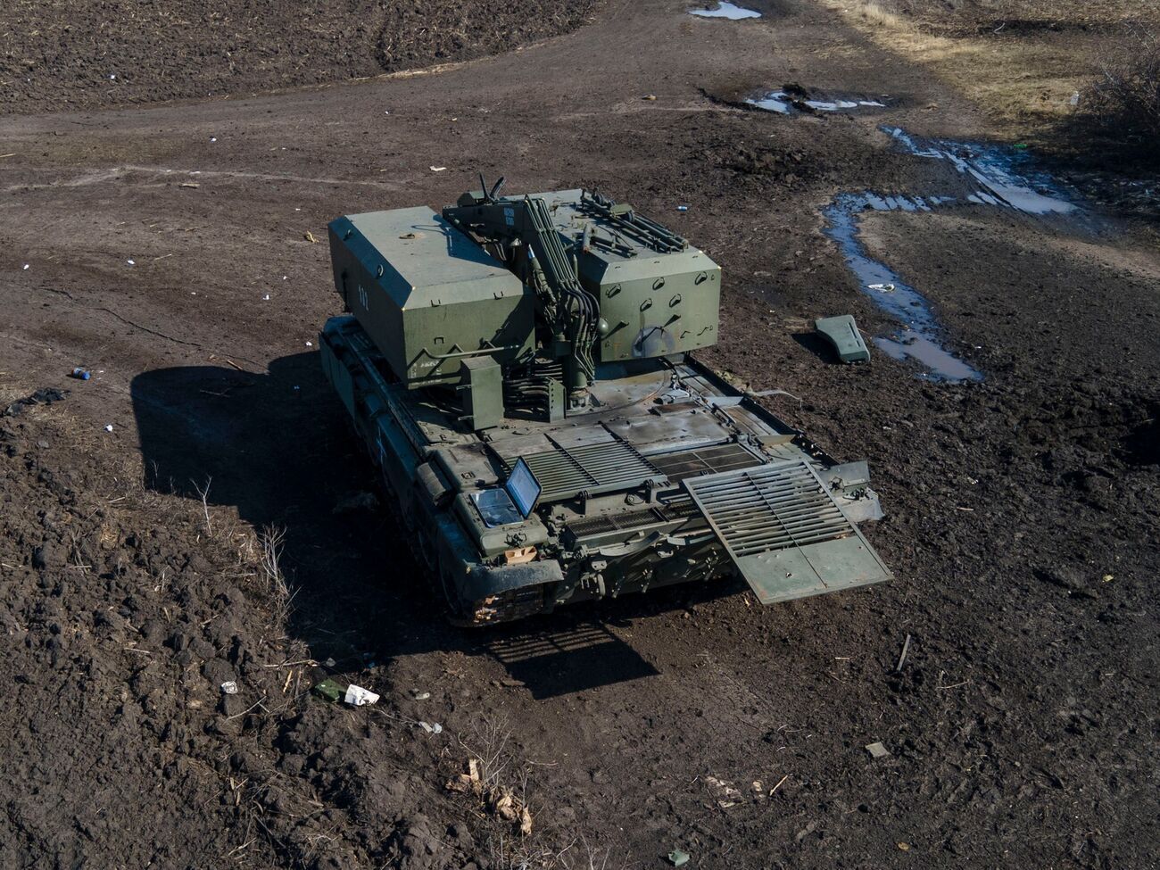 Окупанти намагалися повернутися до РФ на&nbsp;транспортно-заряджувальній машині від "Солнцепека"