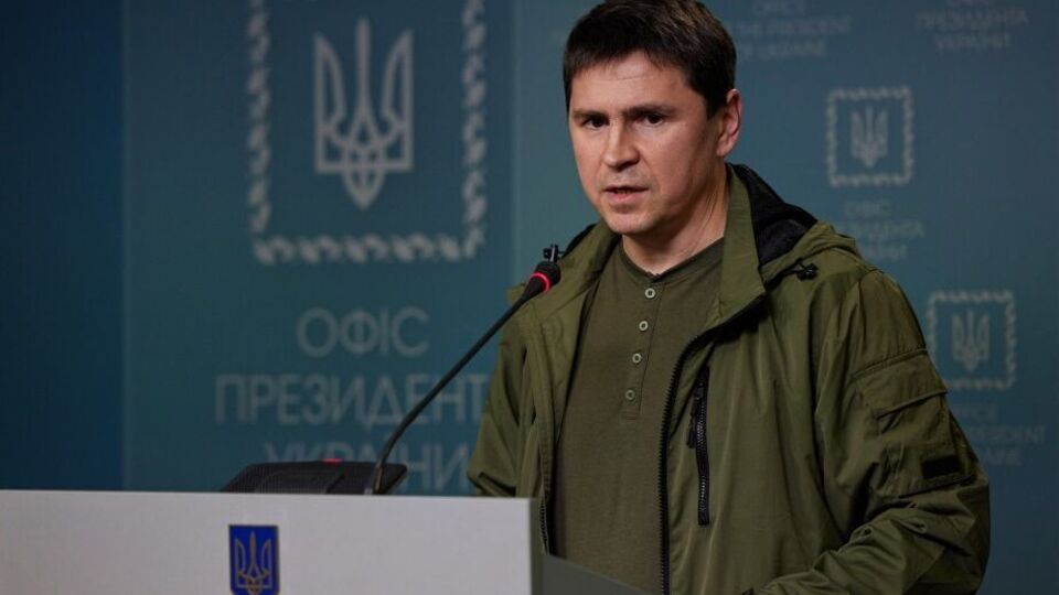 Подоляк: Безумовно, референдум не буде проходити сьогодні, тому що сьогодні у нас воєнний стан