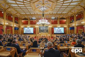 Зеленского в парламенте Норвегии встретили аплодисментами