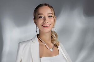 Репяхова: Гарно, але не вдома