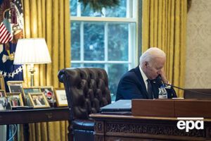 За повідомленням Білого дому, Байден сказав Зеленському, що США мають намір надати українському уряду $500 млн прямої бюджетної допомоги