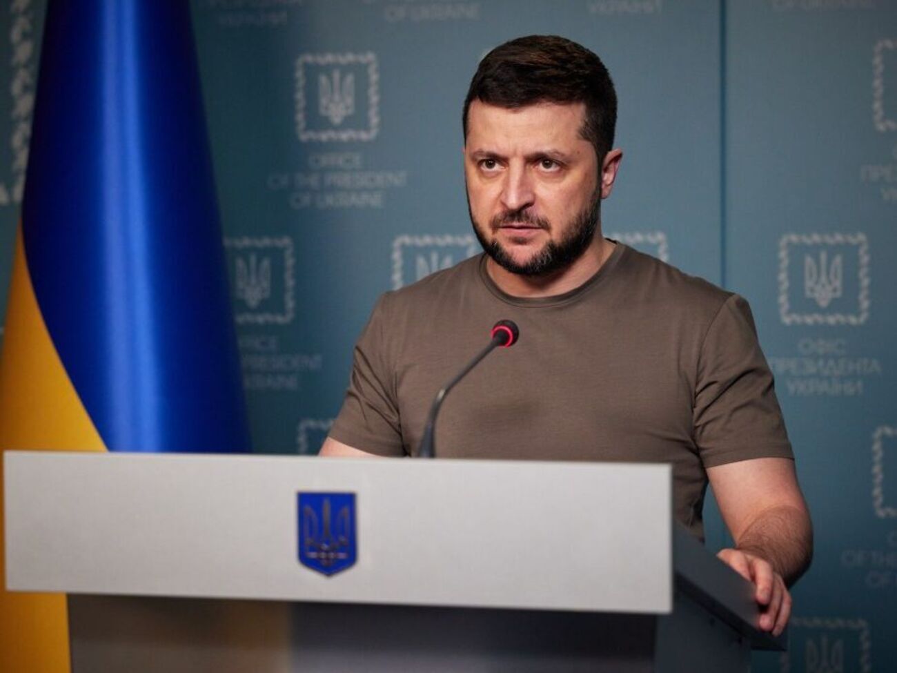 Зеленський &ndash; українським дипломатам: Попри всю повагу: не буде зброї, не буде санкцій, не буде обмежень для російського бізнесу&nbsp;&ndash; шукайте, будь ласка, іншу роботу