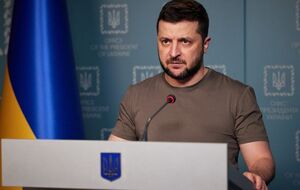 Зеленский – украинским дипломатам: При всем уважении: не будет оружия, не будет санкций, не будет ограничений для российского бизнеса – ищите, пожалуйста, другую работу