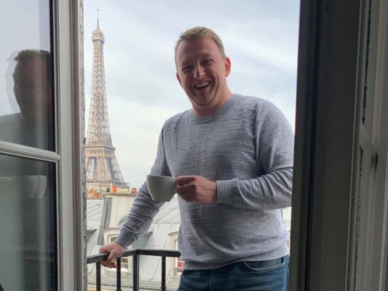 Оказалось, страна-фейк – это Россия, а у Украины есть настоящее общество, армия, государственность. Но на российском телевидении об этом не расскажут