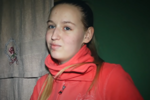 19-летняя девушка месяц живет с новорожденным сыном в метро