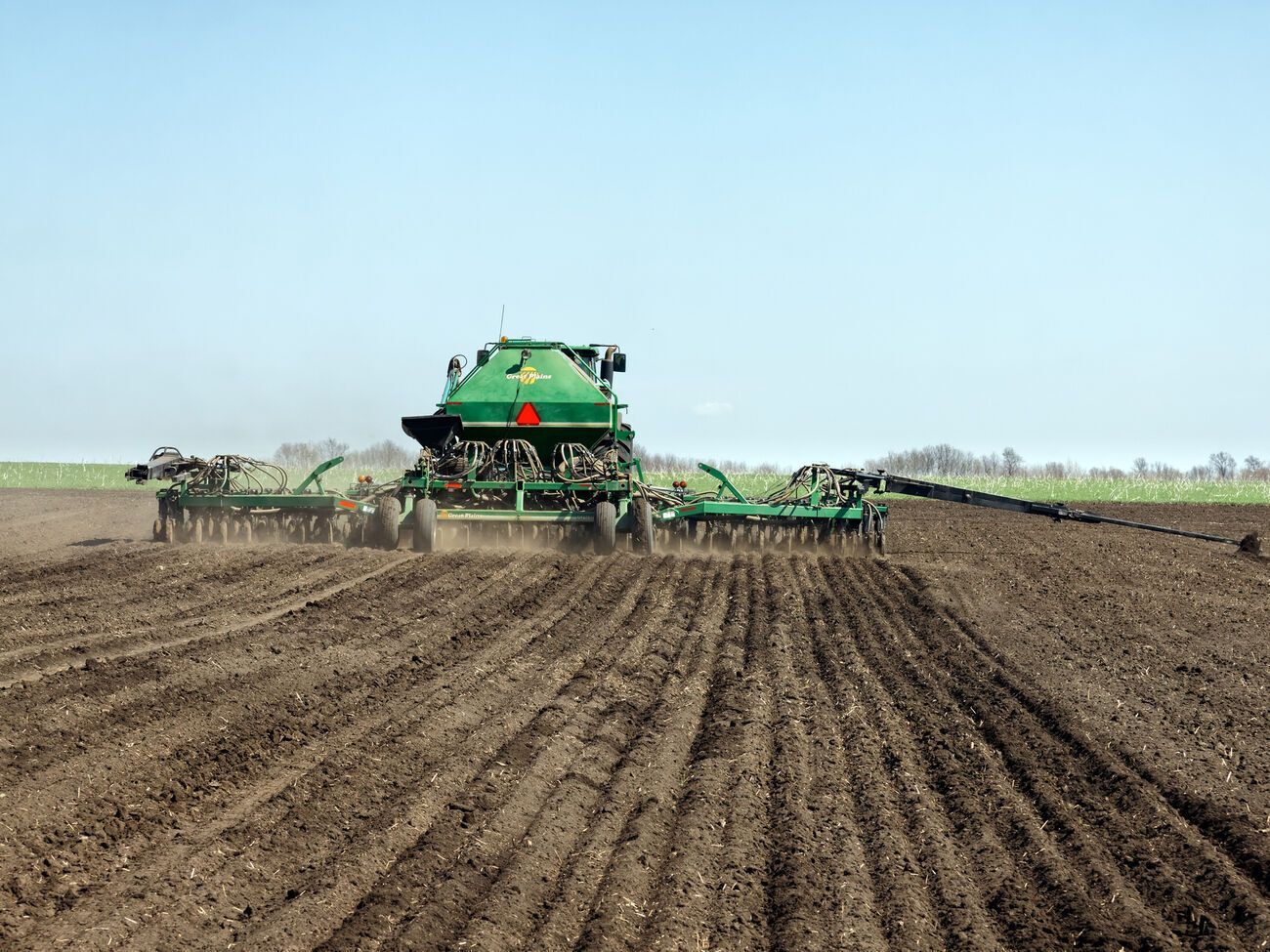 За даними уряду, посівну ярих культур можна провести на 6 млн га земель