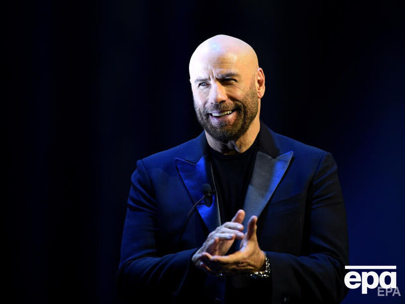 Траволта: Мы с Брюсом стали хорошими друзьями, когда вместе выпустили два наших самых популярных хита: "Криминальное чтиво" и "Посмотрите, кто говорит"