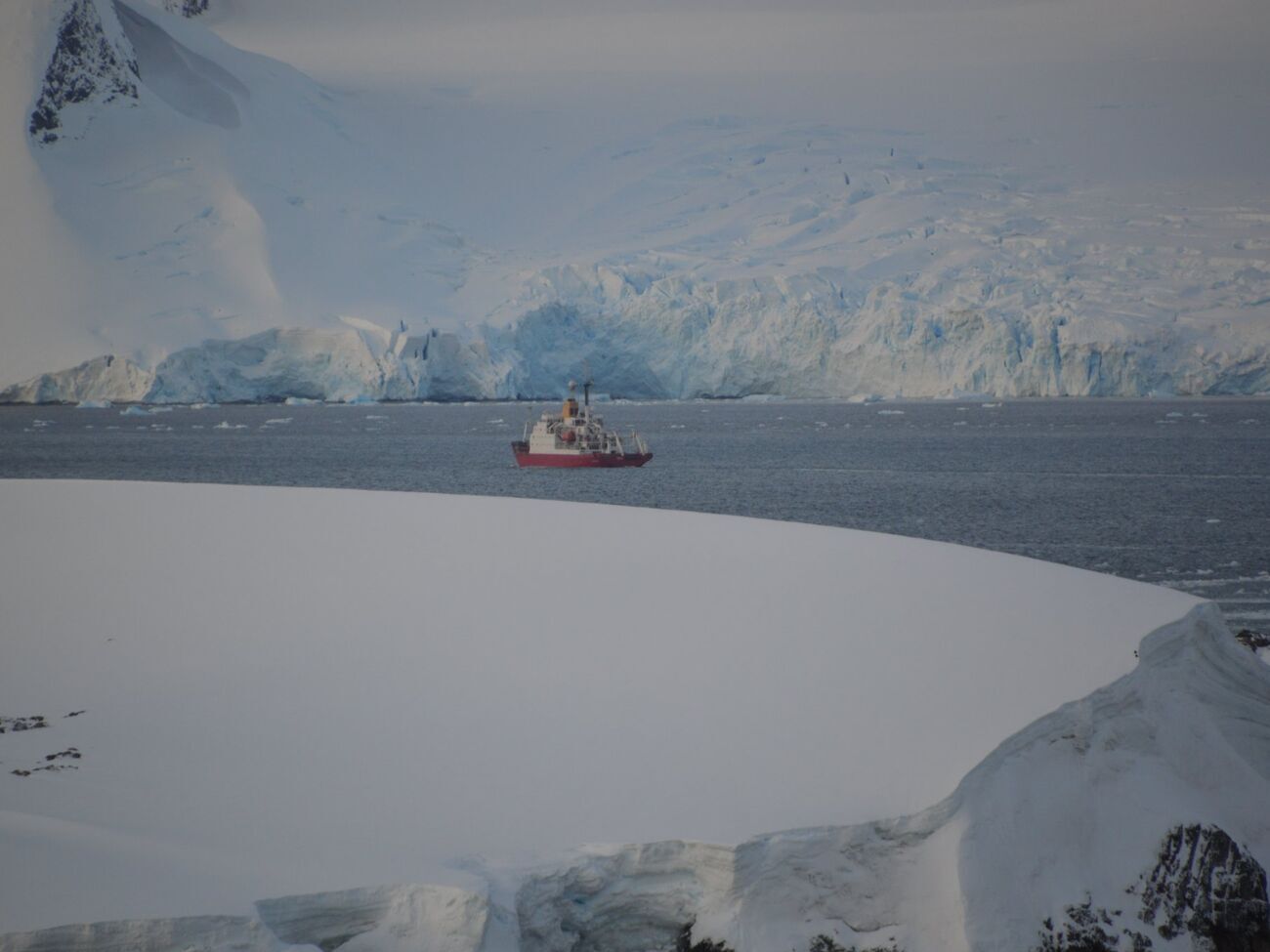 Криголам прибув 30 березня