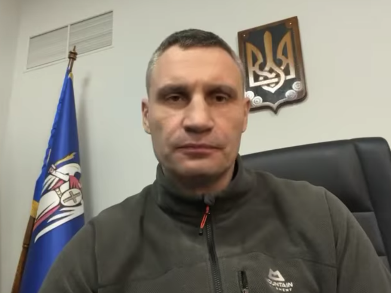 Кличко отметил, что ночь в столице прошла относительно спокойно, несколько раз работали системы ПВО