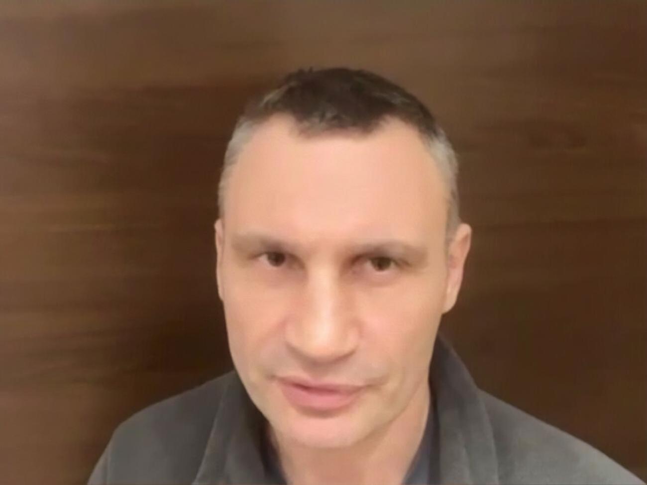 Віталій Кличко: Протягом останніх восьми днів у Києві народилося 390 малюків. 199 хлопчиків та 191 дівчинка. А у Київському зоопарку народився лемур, якого назвали Байрактаром