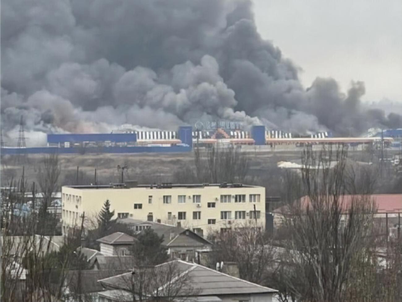 Полк "Азов": Сейчас важно удержать Мариуполь. Ведь это последний город, не дающий создать сухопутный коридор из России в Крым
