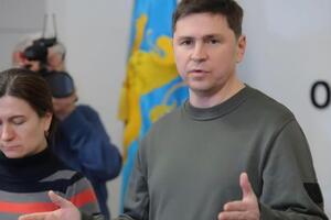 Подоляк каже, що закриття неба над Україною дасть можливість "повернути росіян у більш-менш адекватний статус"