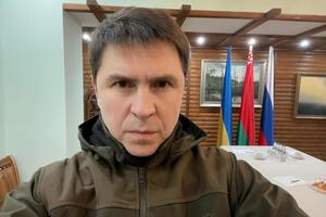 Подоляк: Ну давайте я приду на переговоры и скажу: "Ребята, вы убийцы". Вы мне скажете: "Спасибо". А у меня в это время будут люди гибнуть