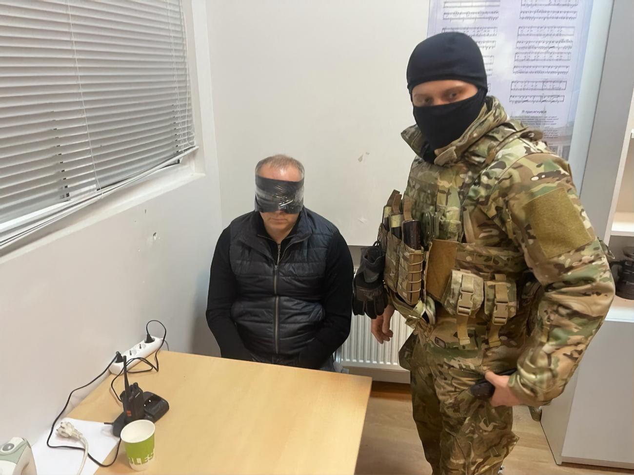 Шуфрич "цілий і неушкоджений", повідомили у 206-му батальйоні тероборони. Його передали СБУ